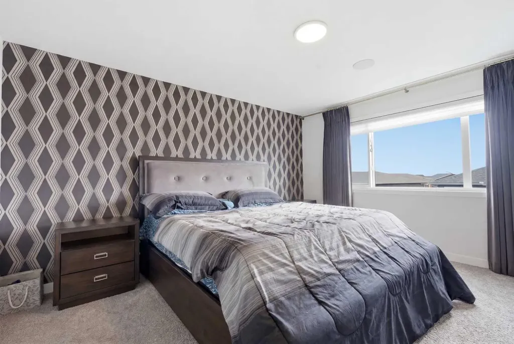 22 Howse Mount NE Calgary AB T3P 1N9