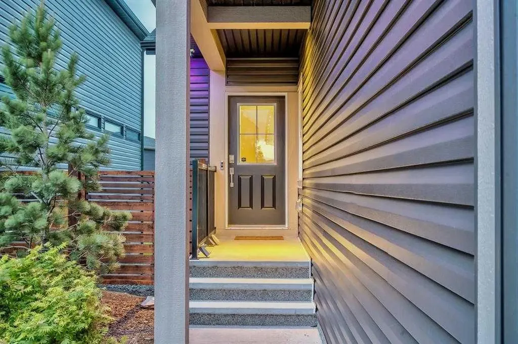 22 Howse Mount NE Calgary AB T3P 1N9