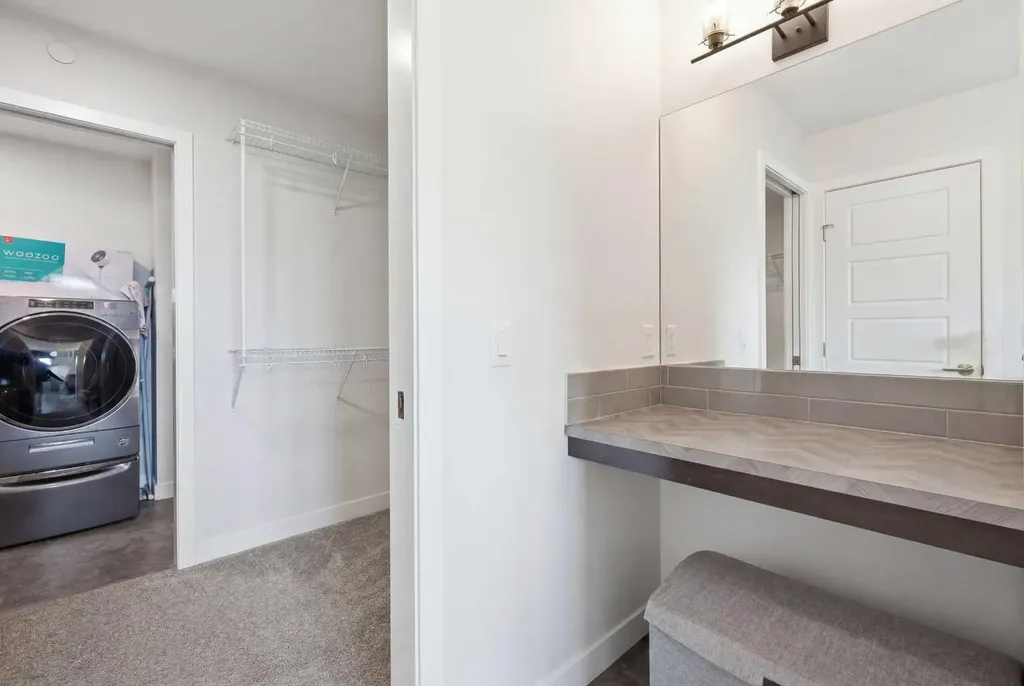 22 Howse Mount NE Calgary AB T3P 1N9