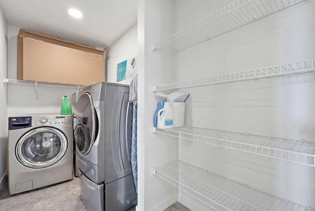 22 Howse Mount NE Calgary AB T3P 1N9