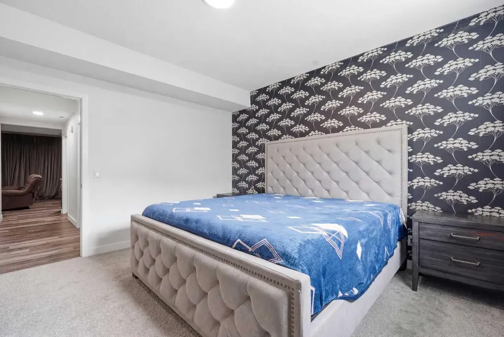 22 Howse Mount NE Calgary AB T3P 1N9