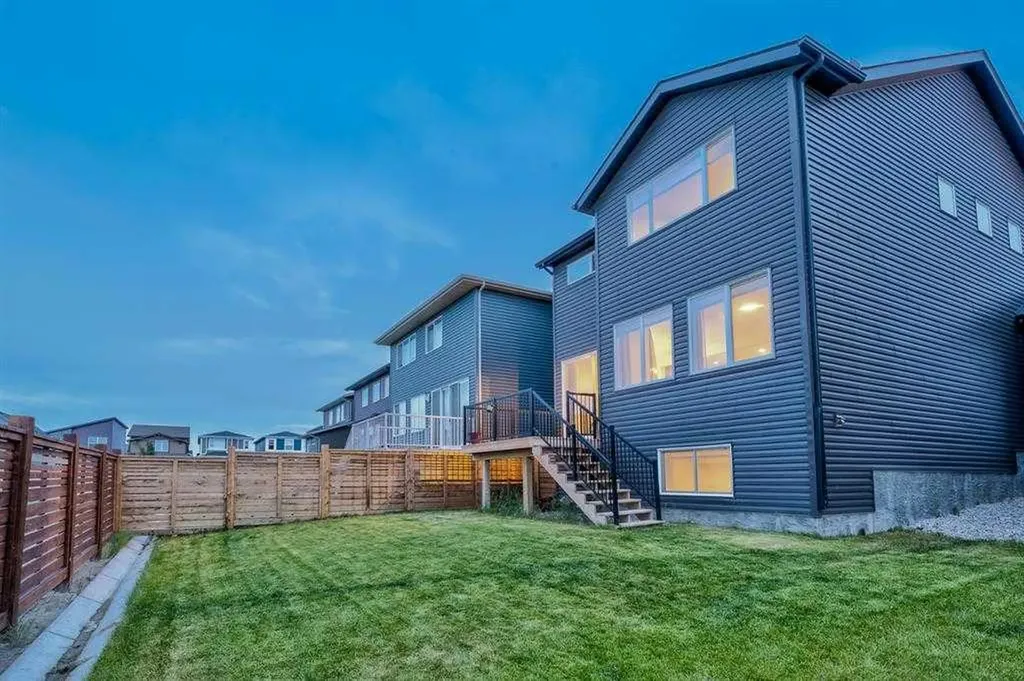 22 Howse Mount NE Calgary AB T3P 1N9