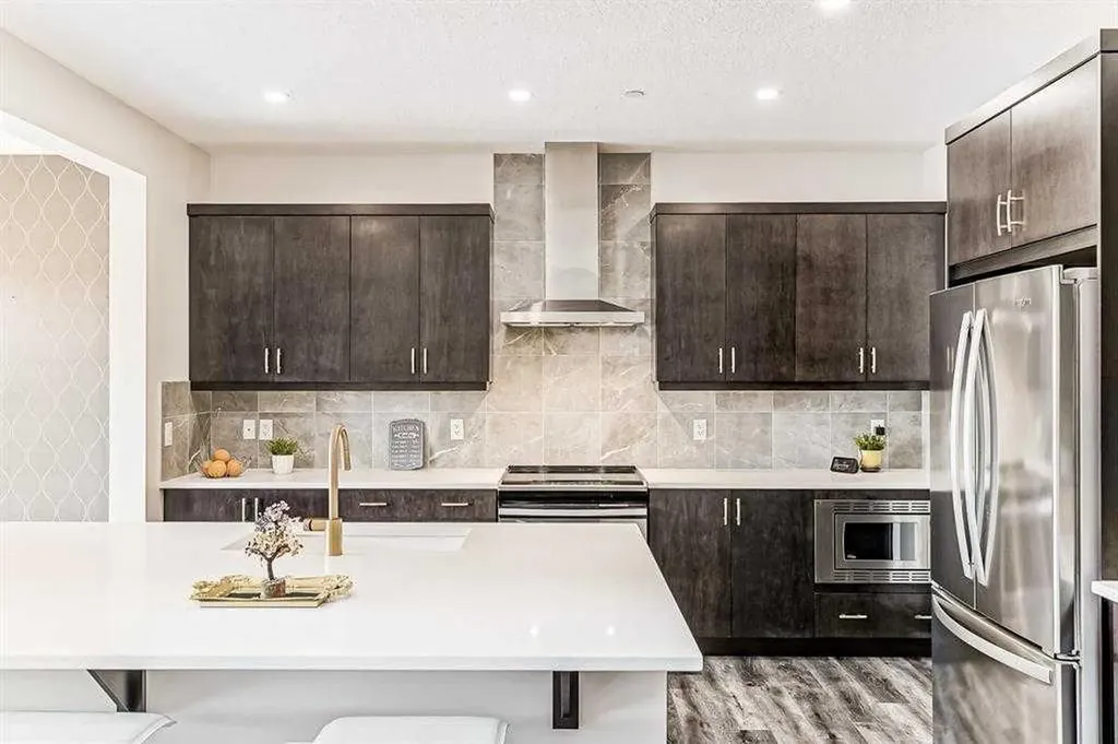 22 Howse Mount NE Calgary AB T3P 1N9