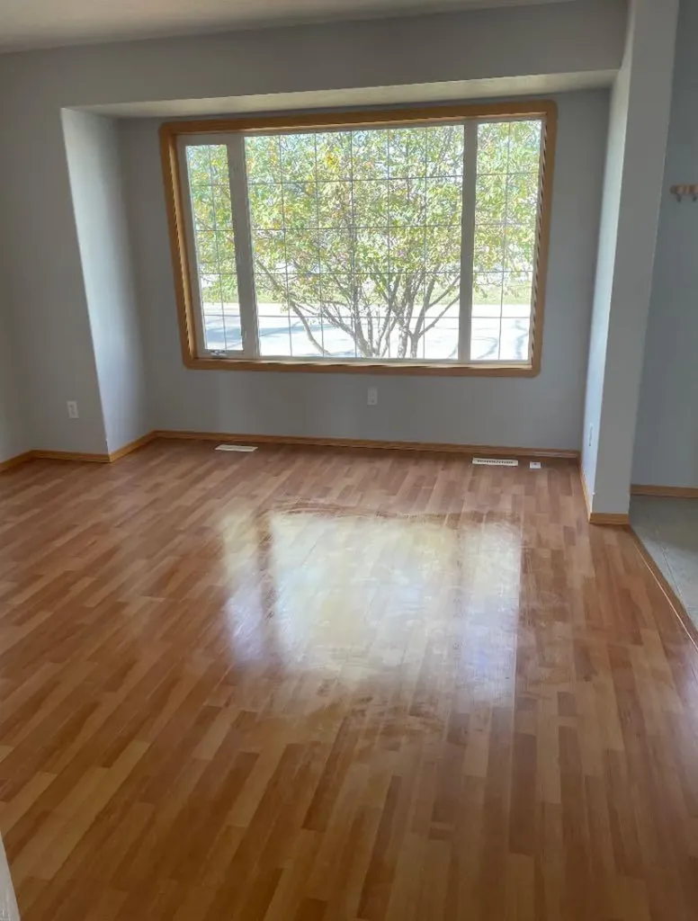3658 55 Avenue Whitecourt AB T7S 1T1