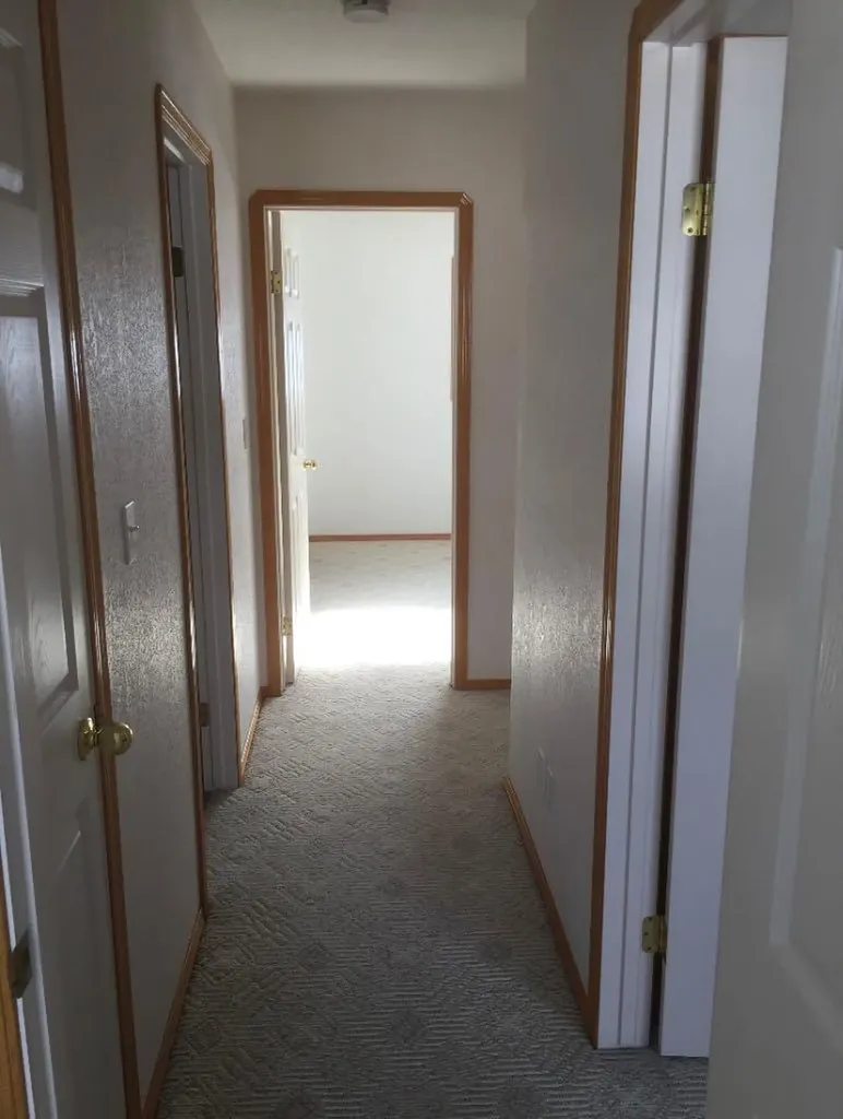 3658 55 Avenue Whitecourt AB T7S 1T1