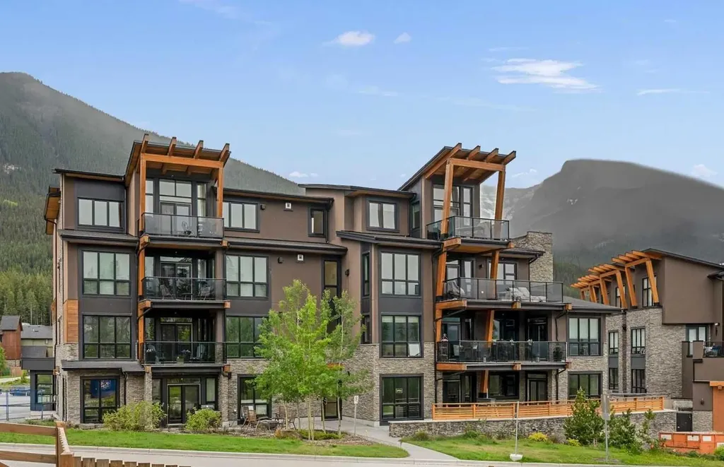 101A Stewart Creek Rise Canmore AB T1W 0K2