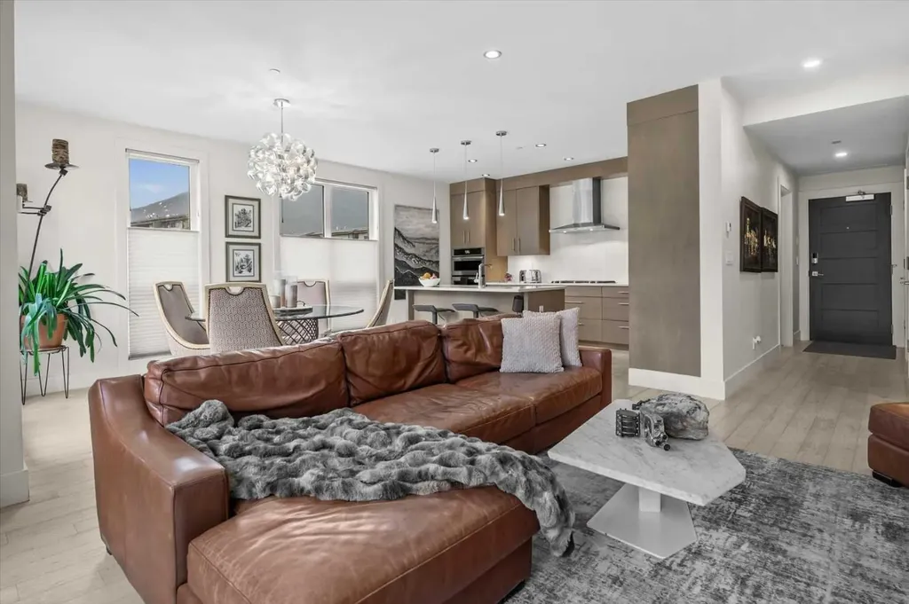 101A Stewart Creek Rise Canmore AB T1W 0K2