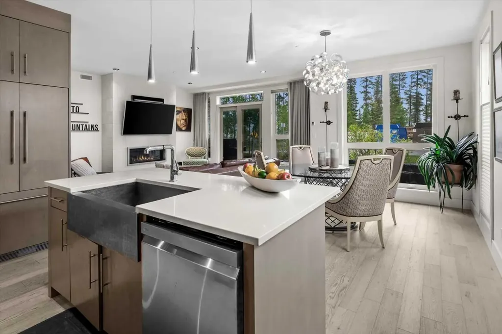 101A Stewart Creek Rise Canmore AB T1W 0K2