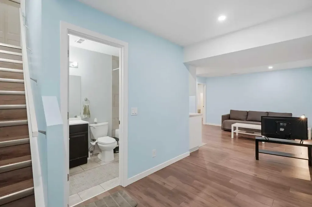 509 New Brighton Drive SE Calgary AB T2Z0N9