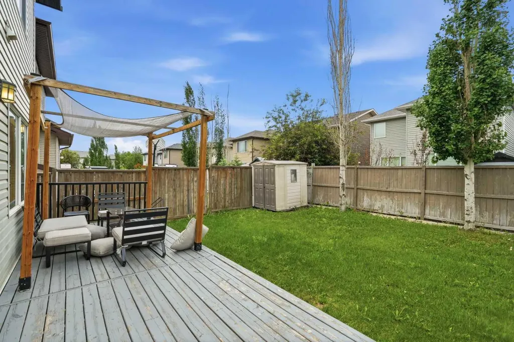 509 New Brighton Drive SE Calgary AB T2Z0N9