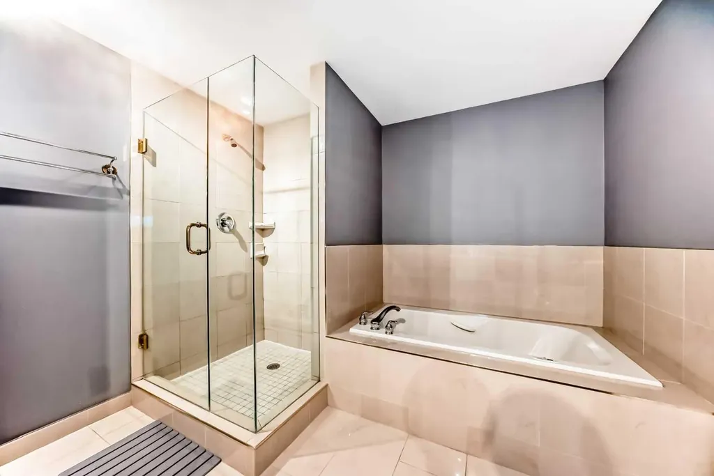 572 Point Mckay Grove NW Calgary AB t3b5c5