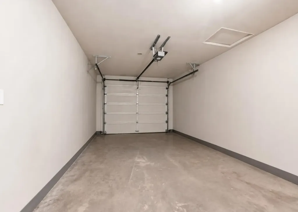 572 Point Mckay Grove NW Calgary AB t3b5c5