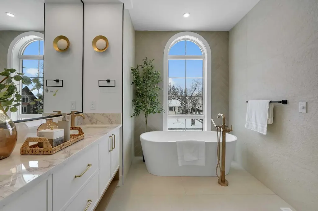 518 34a Street NW Calgary AB T2N 2Y5