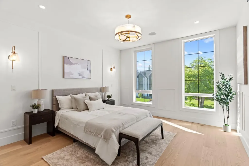 520 34a Street NW Calgary AB T2N 2Y5