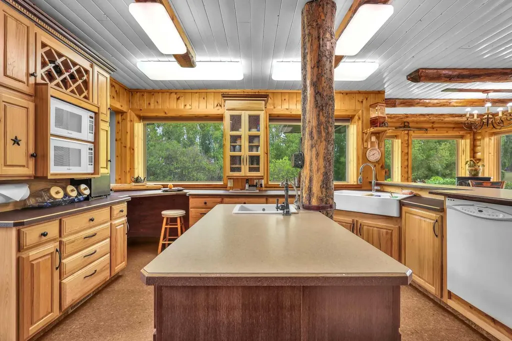39233 Range Road 271 Red Deer AB T4S 2M4