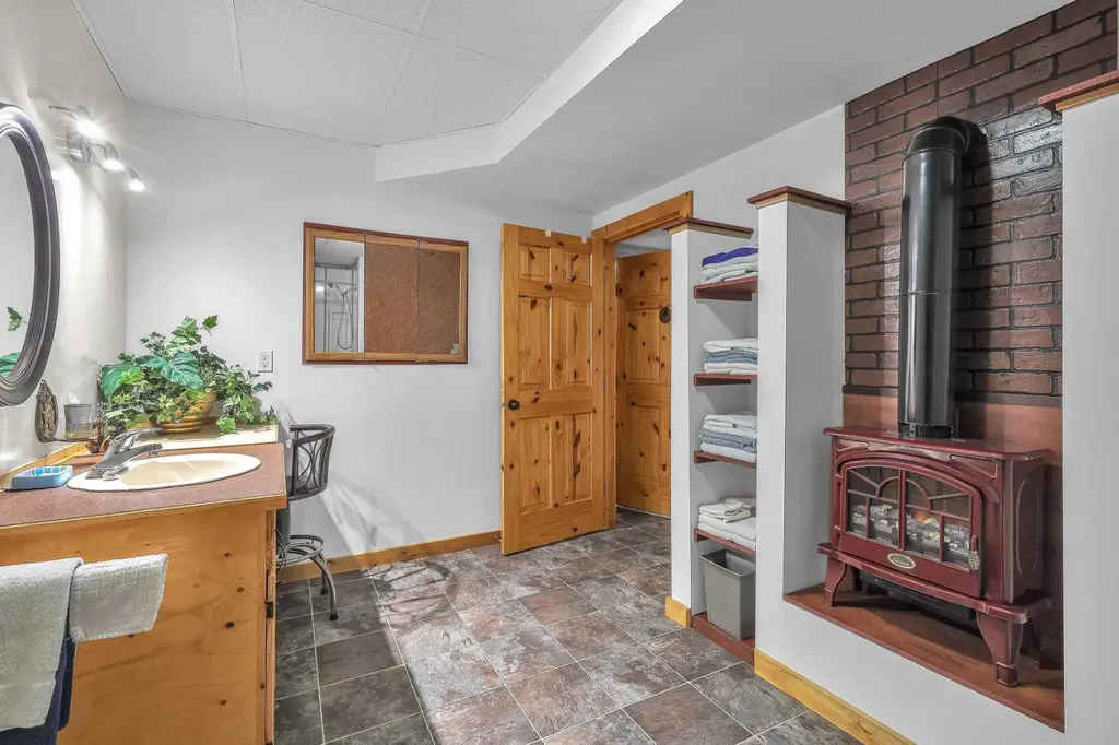 39233 Range Road 271 Red Deer AB T4S 2M4