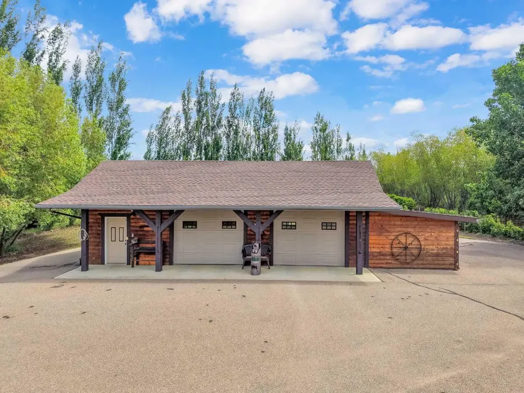 39233 Range Road 271 Red Deer AB T4S 2M4