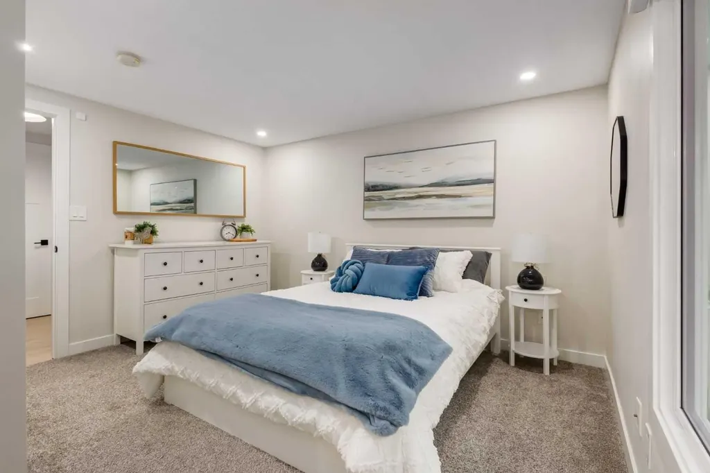 956 Midridge Drive SE Calgary AB T2X 1J5