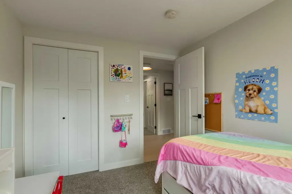956 Midridge Drive SE Calgary AB T2X 1J5