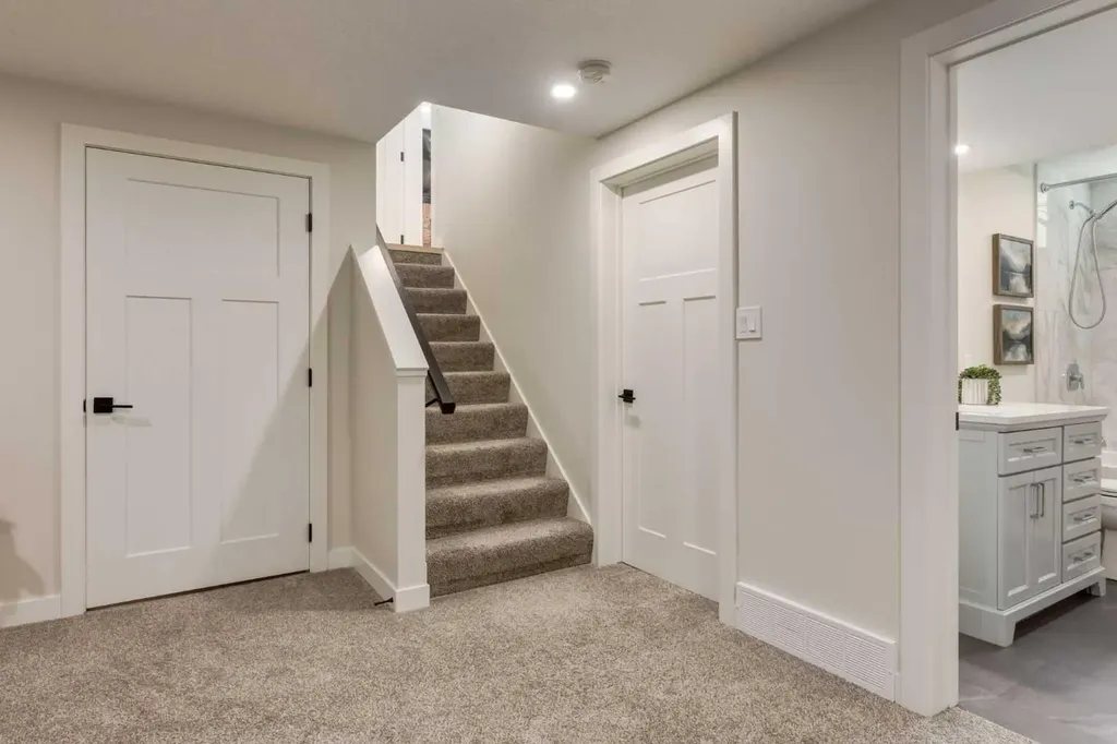 956 Midridge Drive SE Calgary AB T2X 1J5