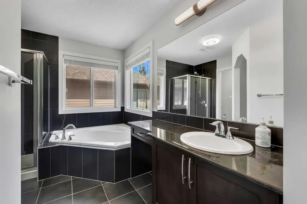 113 Sage Bank Crescent NW Calgary AB T3R 0J2