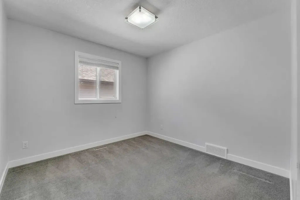 113 Sage Bank Crescent NW Calgary AB T3R 0J2