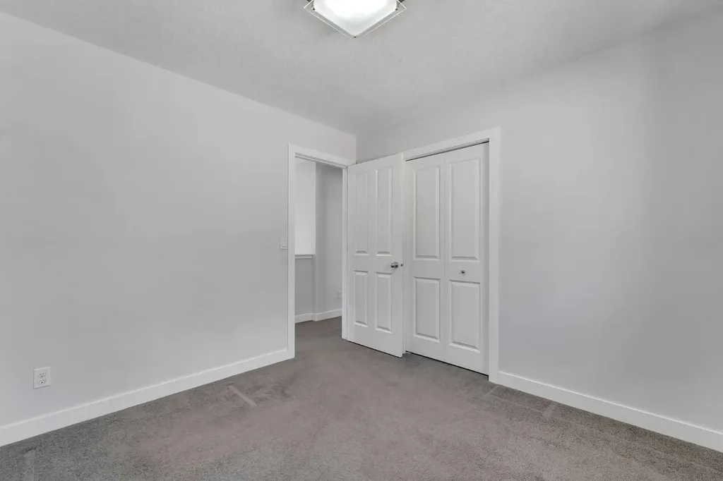 113 Sage Bank Crescent NW Calgary AB T3R 0J2