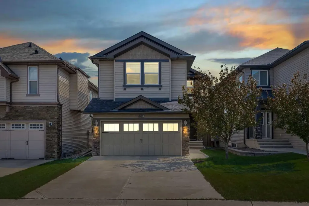 113 Sage Bank Crescent NW Calgary AB T3R 0J2