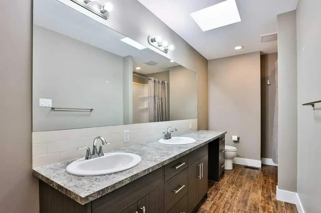 1207B 19a Avenue Coaldale AB T1M 1A4