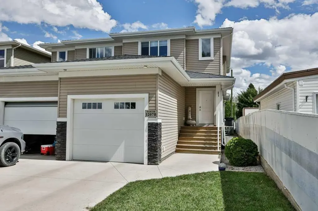 1207B 19a Avenue Coaldale AB T1M 1A4
