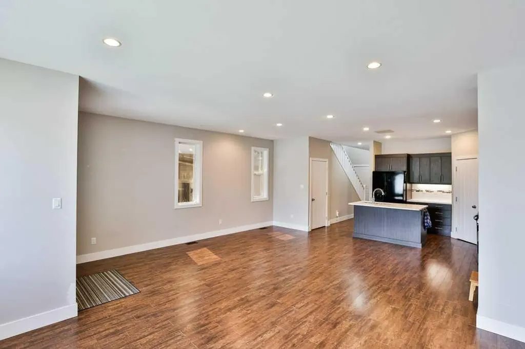 1207B 19a Avenue Coaldale AB T1M 1A4