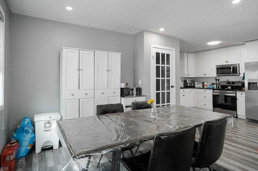210 Leigh Crescent Fort Mcmurray AB T9K 1N4