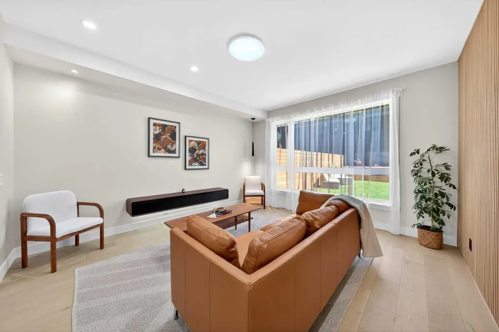 5230 21 Avenue NW Calgary AB T3B 0X5