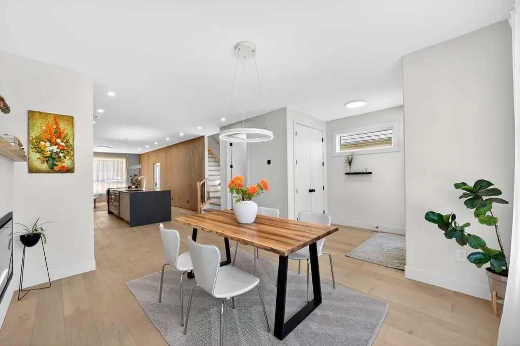 5230 21 Avenue NW Calgary AB T3B 0X5