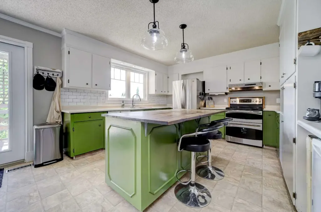 110 Temple Boulevard W Lethbridge AB T1K 5A3