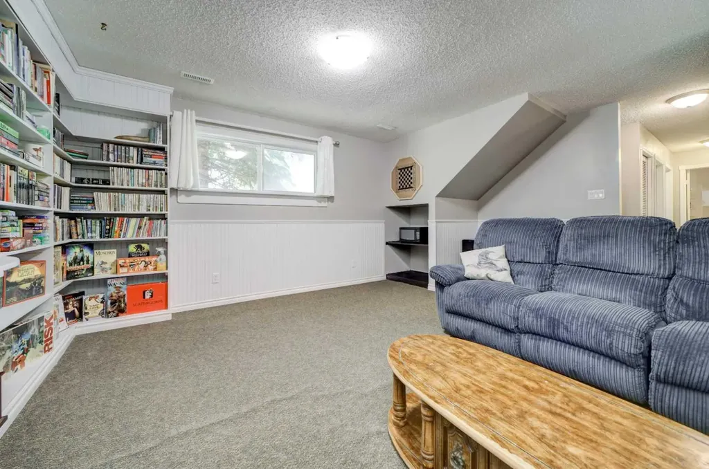 110 Temple Boulevard W Lethbridge AB T1K 5A3