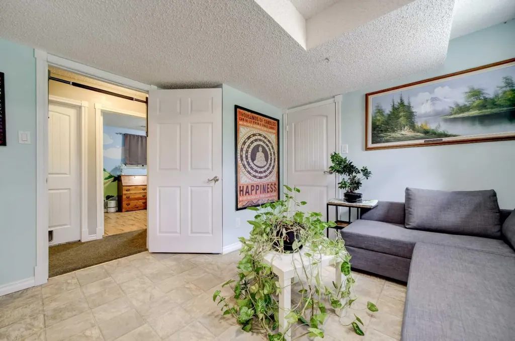 110 Temple Boulevard W Lethbridge AB T1K 5A3