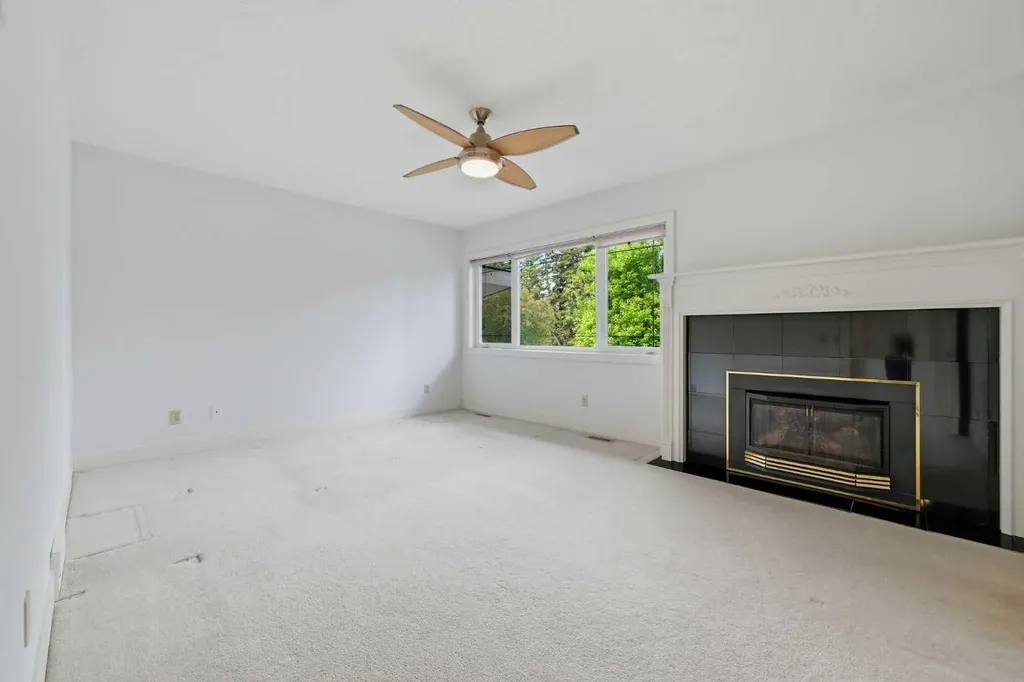 355 Willow Ridge Place SE Calgary AB T2J 1N2