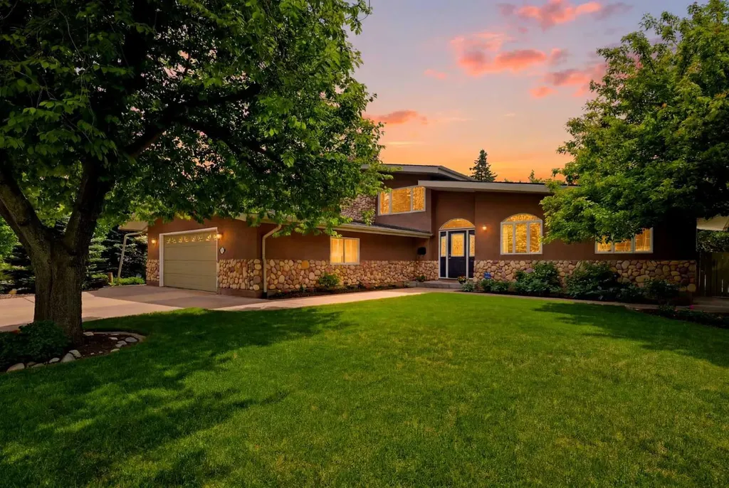 355 Willow Ridge Place SE Calgary AB T2J 1N2
