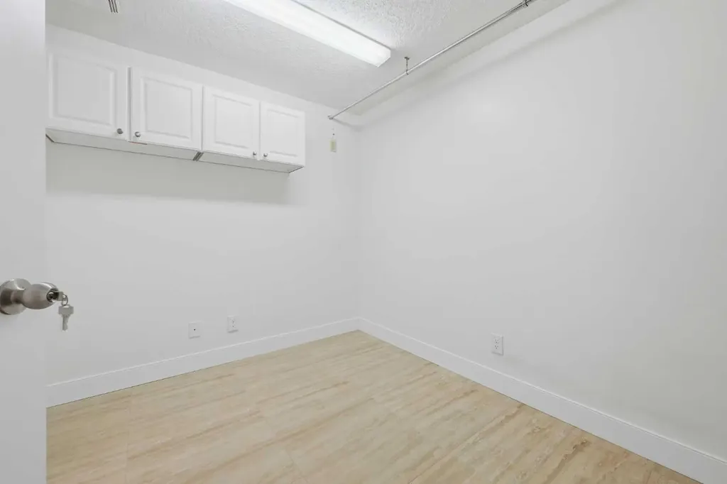 355 Willow Ridge Place SE Calgary AB T2J 1N2