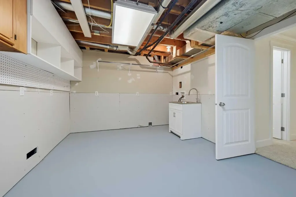 355 Willow Ridge Place SE Calgary AB T2J 1N2