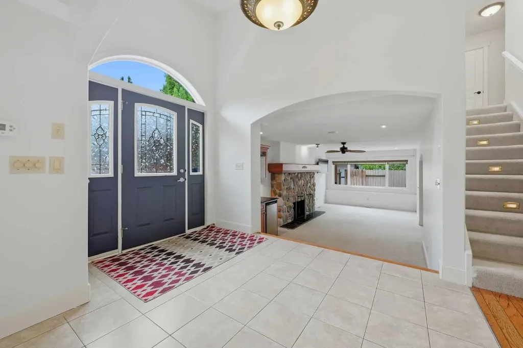 355 Willow Ridge Place SE Calgary AB T2J 1N2