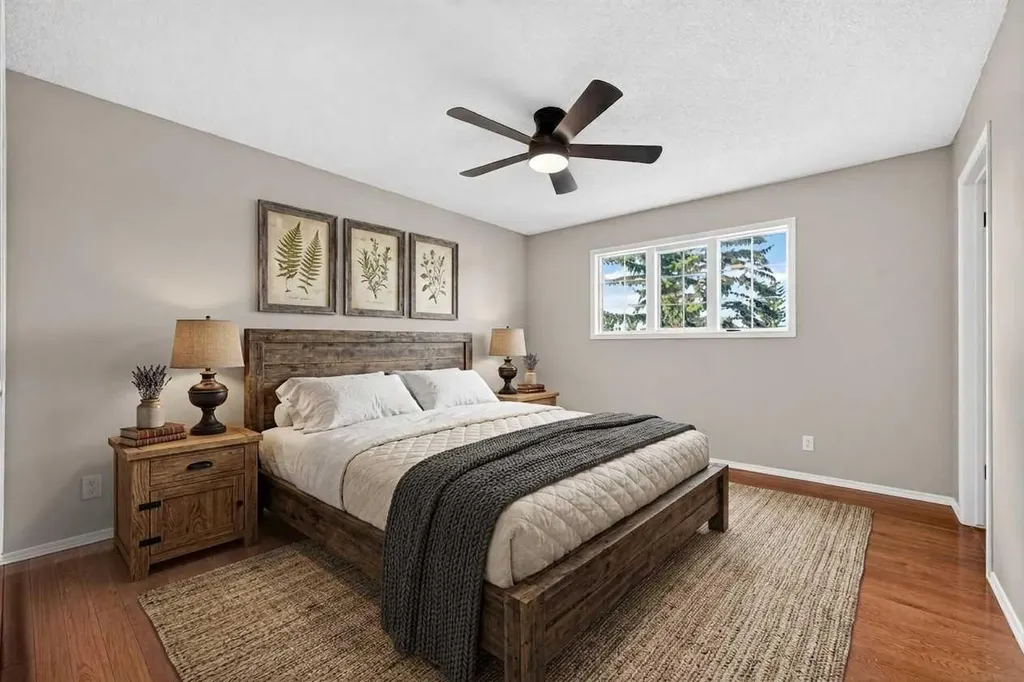 70 West Mackay Crescent Cochrane AB T4C 1J7