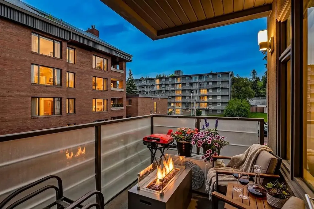 1720 10 Street SW Calgary AB T2T 3E8