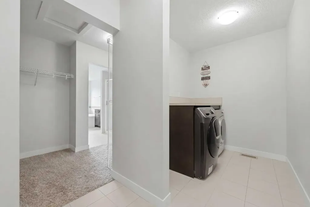 51 Ranchers Crescent Okotoks AB T1S 0K5