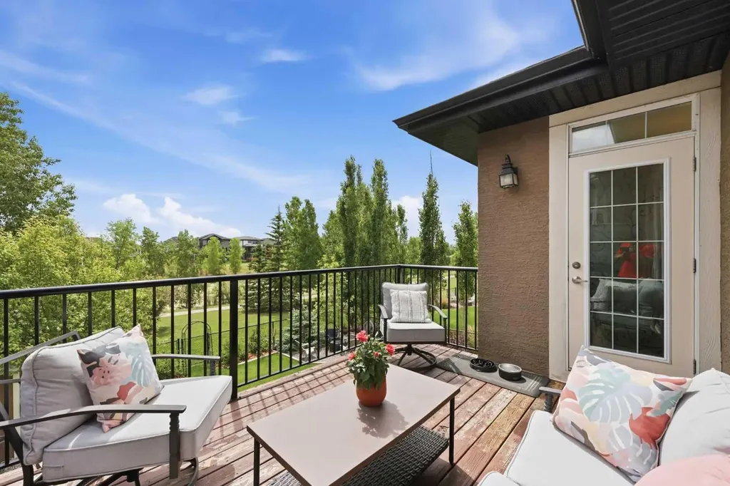 51 Ranchers Crescent Okotoks AB T1S 0K5