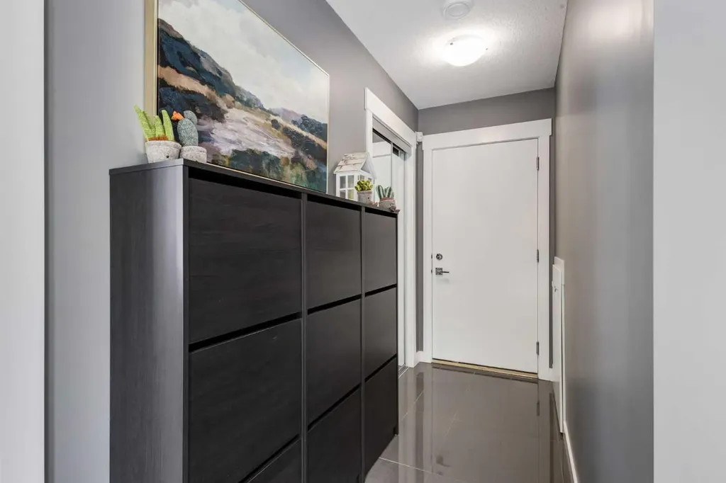 111 Rainbow Falls Gate Chestermere AB T1X 0Z4
