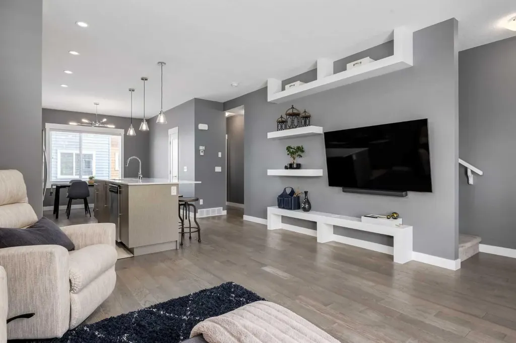 111 Rainbow Falls Gate Chestermere AB T1X 0Z4
