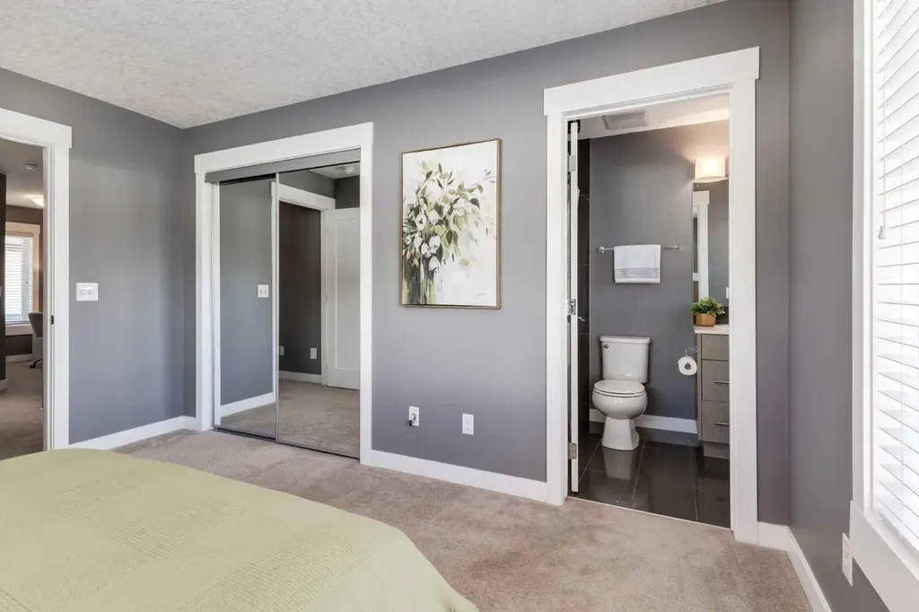 111 Rainbow Falls Gate Chestermere AB T1X 0Z4