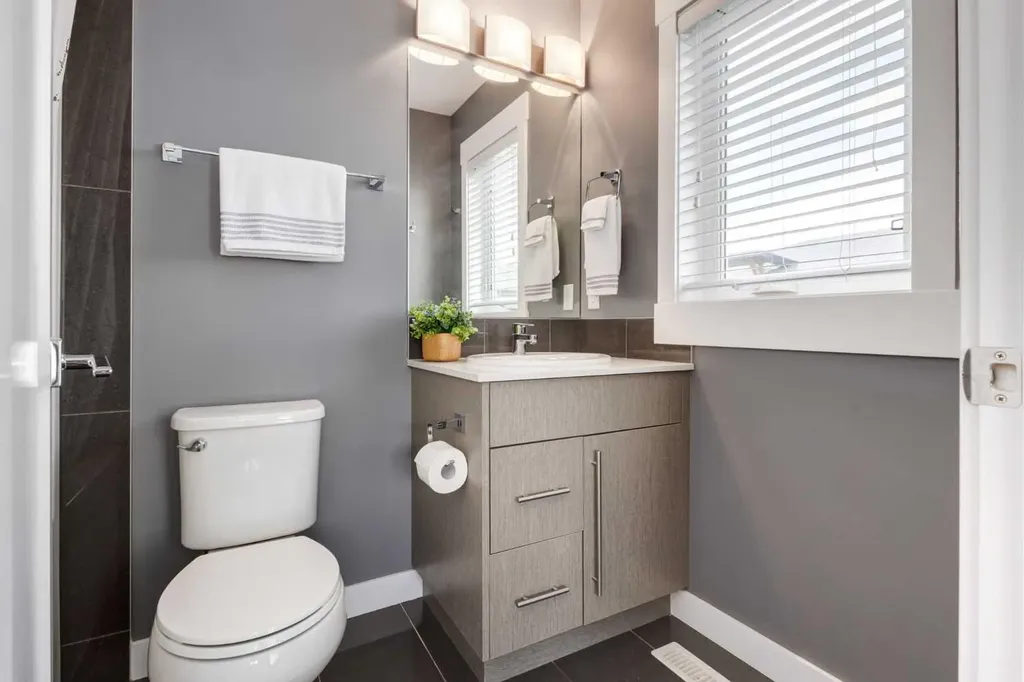111 Rainbow Falls Gate Chestermere AB T1X 0Z4